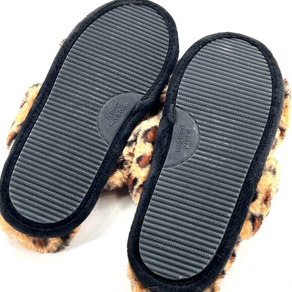 BP. Sophie Criss Cross Slippers 11 12 NWOT Plush Faux Fur Leopard Slides Slip On - Picture 7 of 7